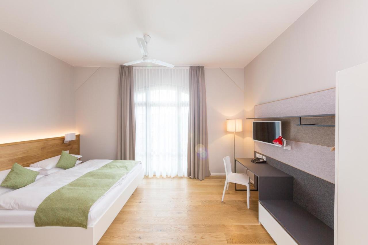 Paulinenhof Hotel Belzig ภายนอก รูปภาพ