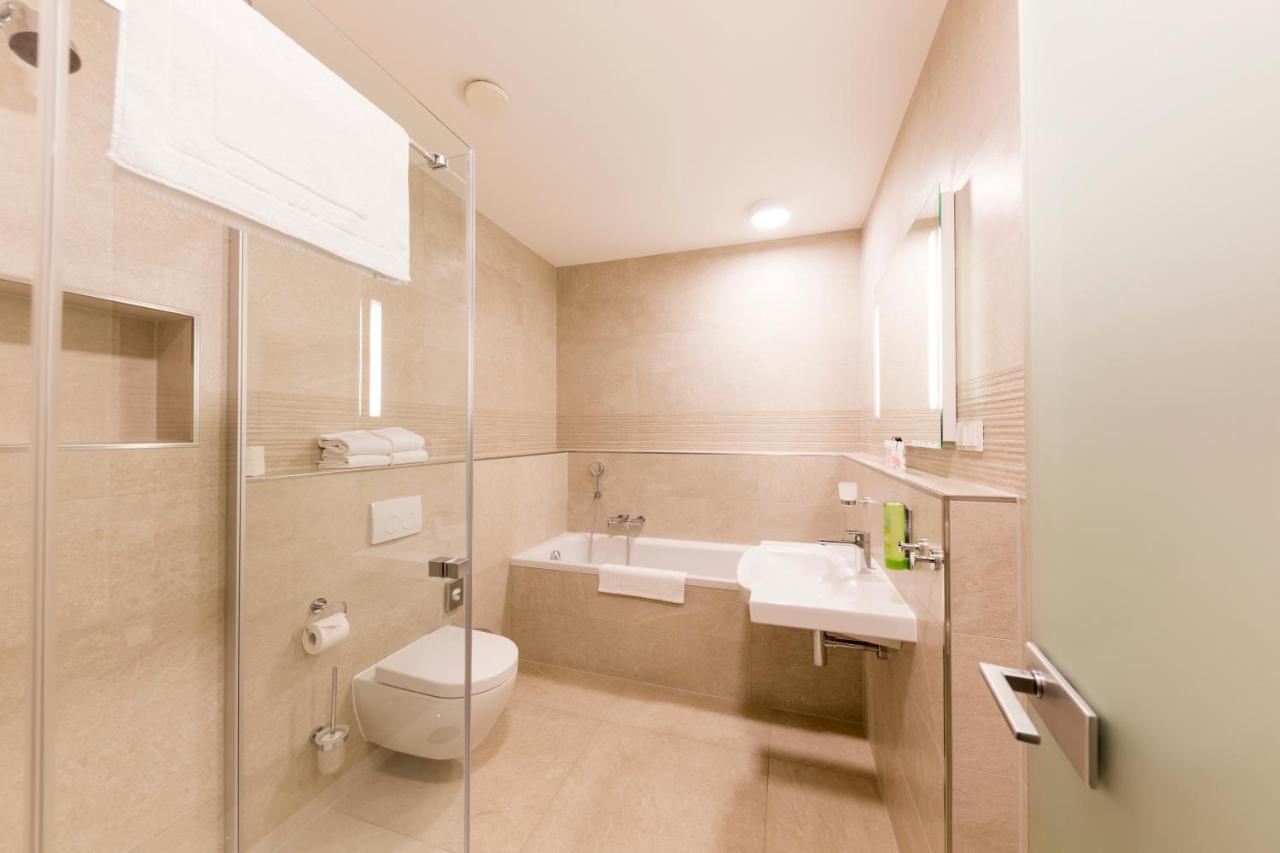 Paulinenhof Hotel Belzig ภายนอก รูปภาพ