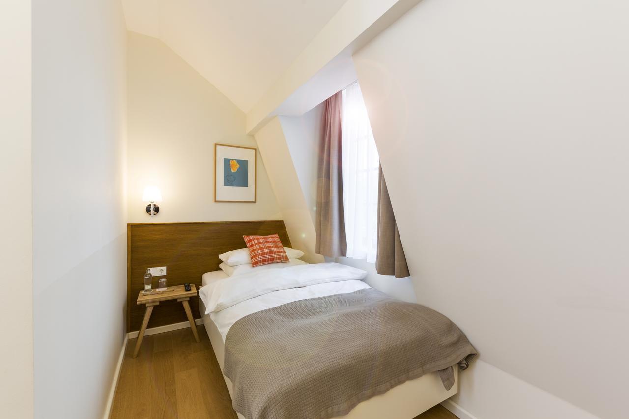 Paulinenhof Hotel Belzig ภายนอก รูปภาพ